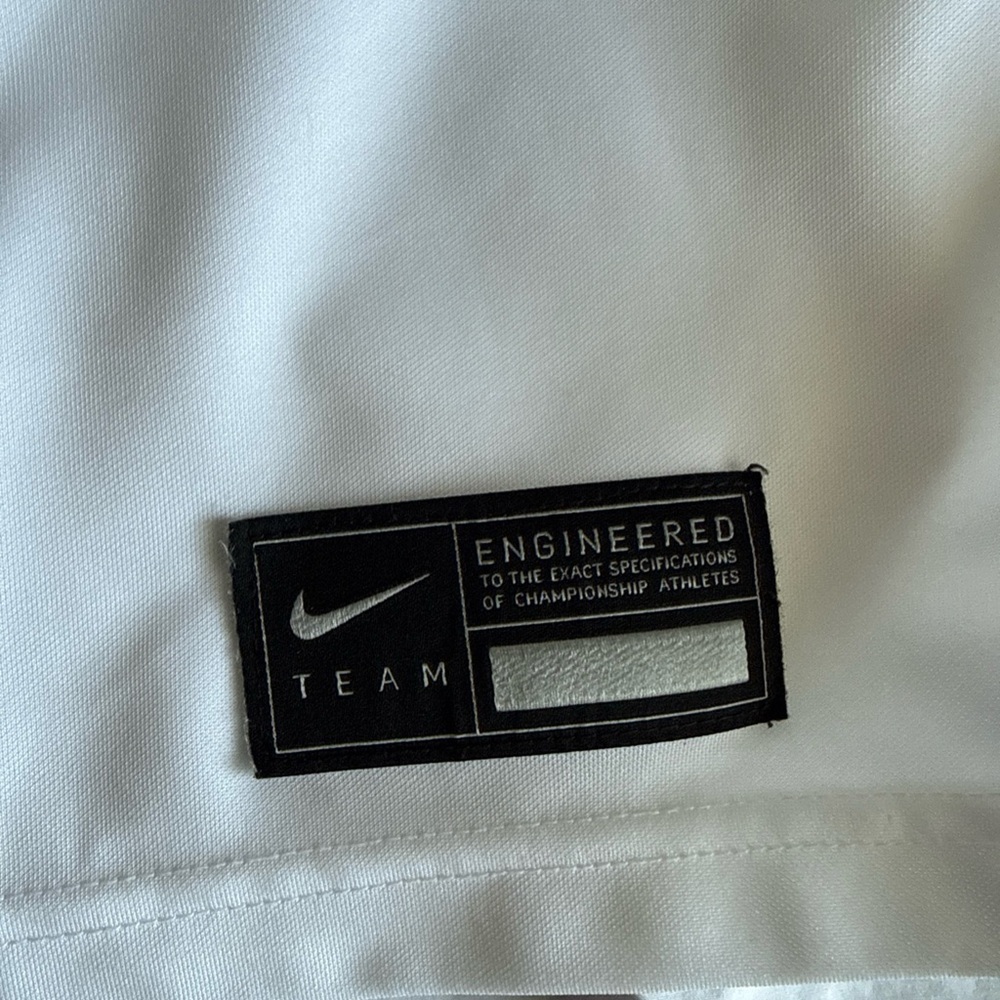 Nike Men's White Jersey with Red Number - Picture 3 of 7